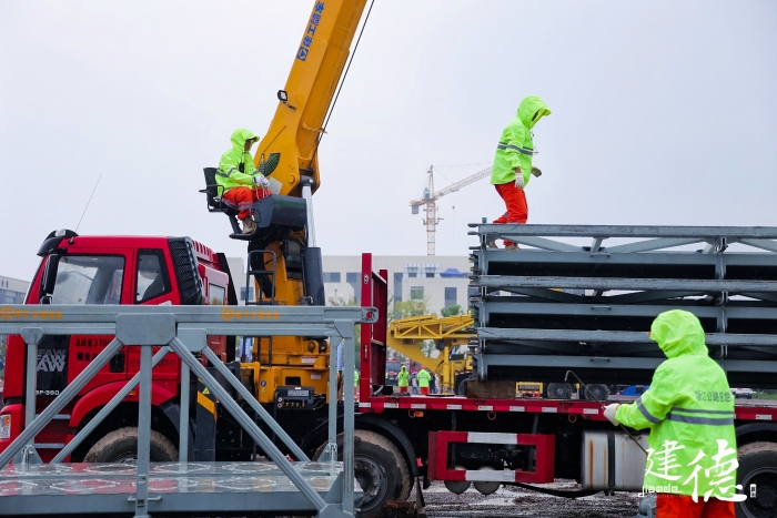 20分鐘一座應急橋！徐工參與2024年省級公路與運輸突發(fā)事件應急演練