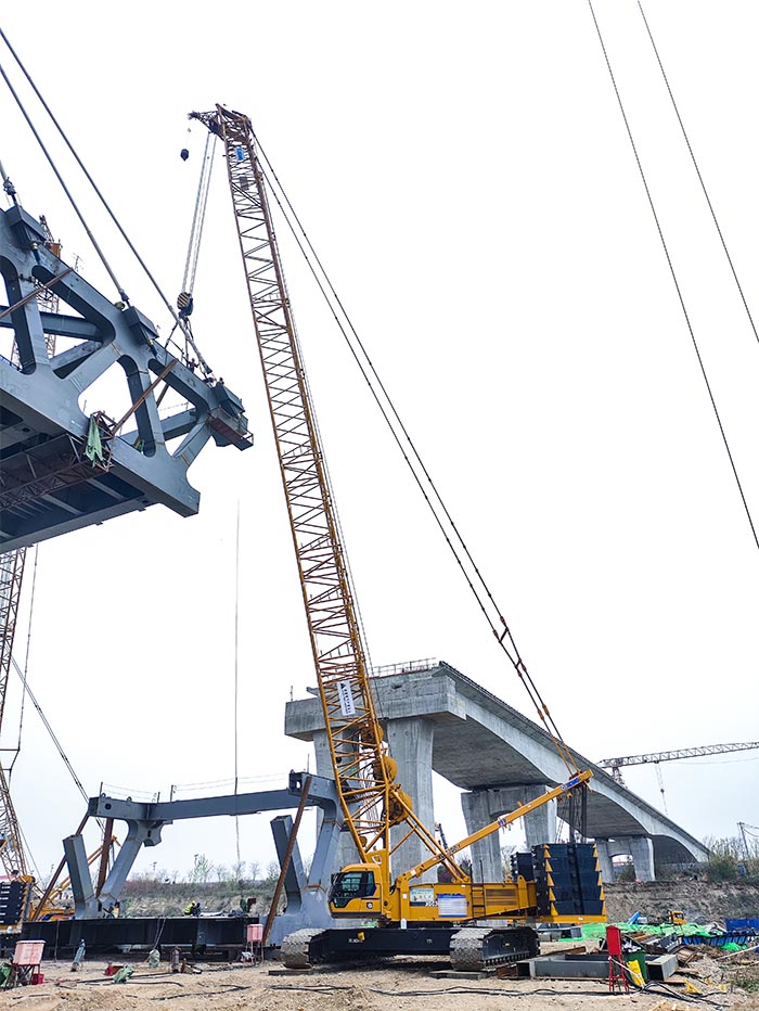 【全球之履】總重3800噸！徐工履帶兄弟團助力“引漢濟渭”管橋建設(shè)