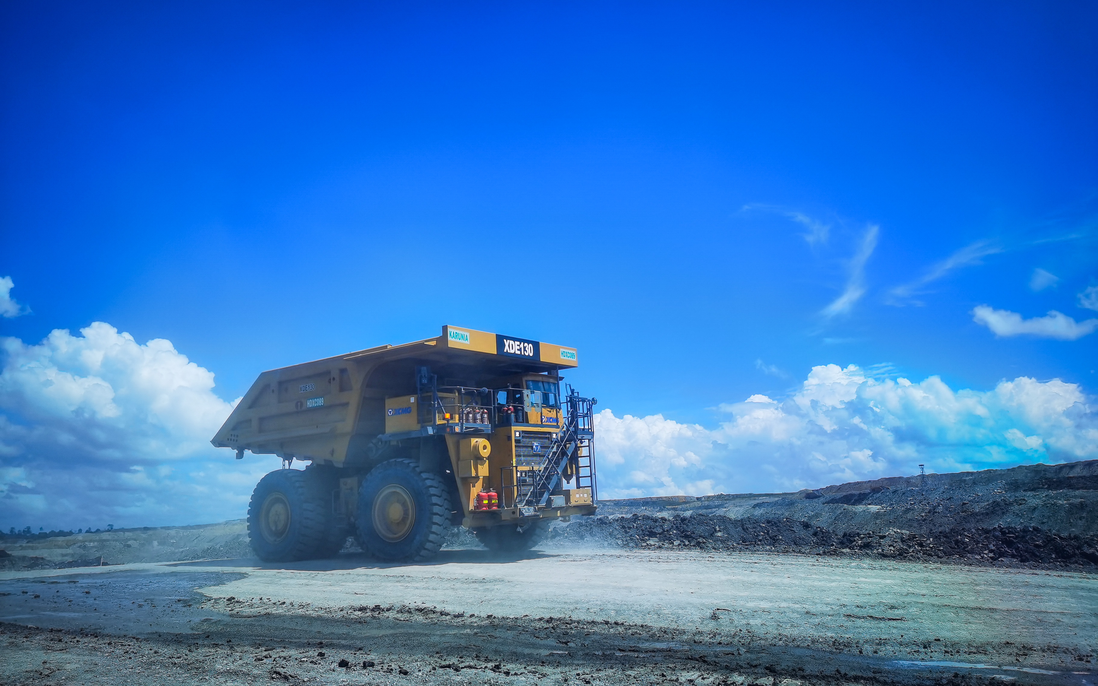 閃耀東南亞！徐工XDE130雙橋剛性礦車(chē)效能非凡