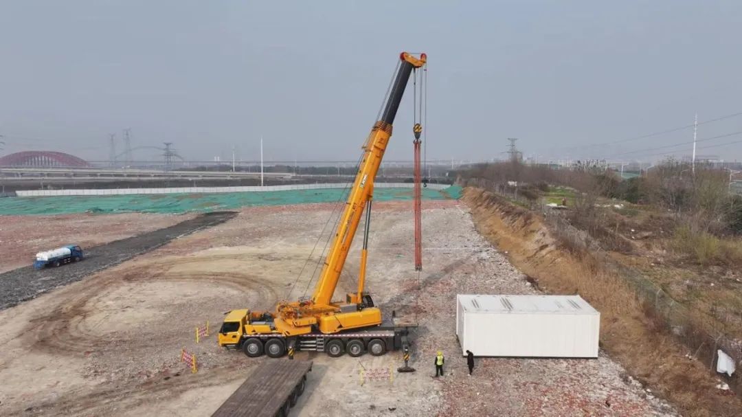 月出勤27天！徐工G2代XCT130G7-1省油又高效，18年吊裝機長都贊！