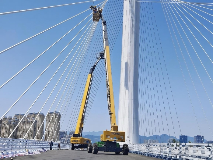 穩(wěn)如磐石！XGS70K毫米級守護博士大橋“生命線”！