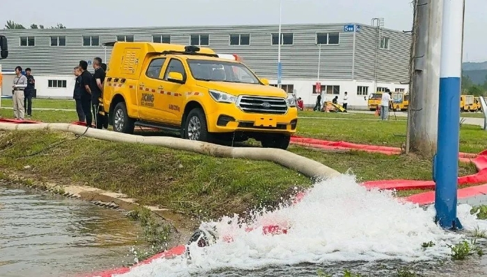 聚焦“大安全大應急”，徐工參加防汛搶險實戰(zhàn)演練