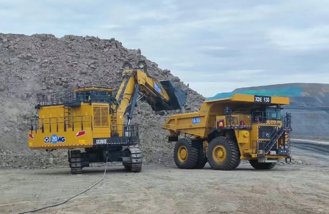 效率王者！徐工超級(jí)裝備征戰(zhàn)高原銅礦