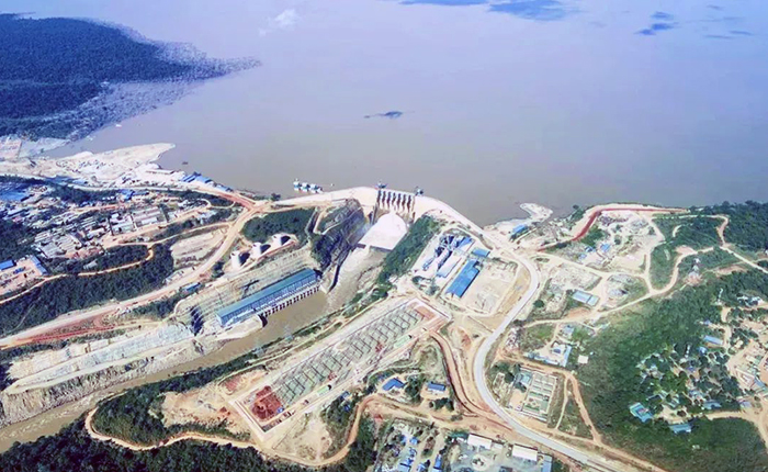 全球基礎(chǔ)設(shè)施建設(shè)的中國力量——徐工冷再生助力非洲“綠色心臟”跳動(dòng)