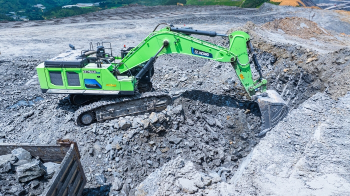 【徐工金?礦山開(kāi)采】“重裝戰(zhàn)神”XE750GK HEV進(jìn)軍云南露天磷礦