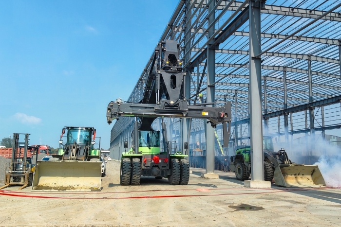 協(xié)同致勝，徐工“綠色艦隊”開啟多元物流新篇章