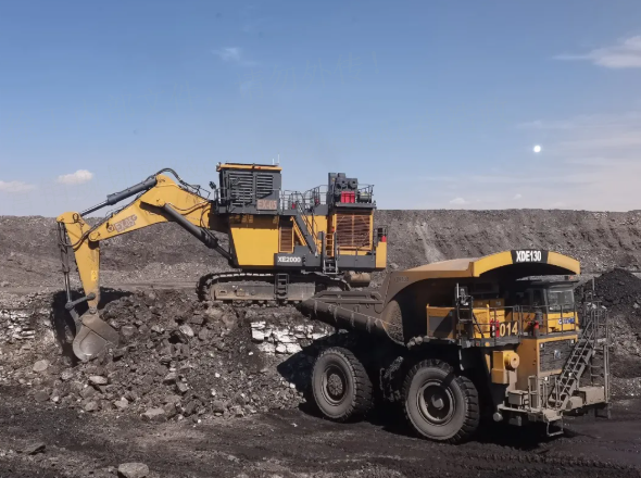 可動(dòng)率超95%！徐工XE2000礦用挖掘機(jī)好評(píng)如潮