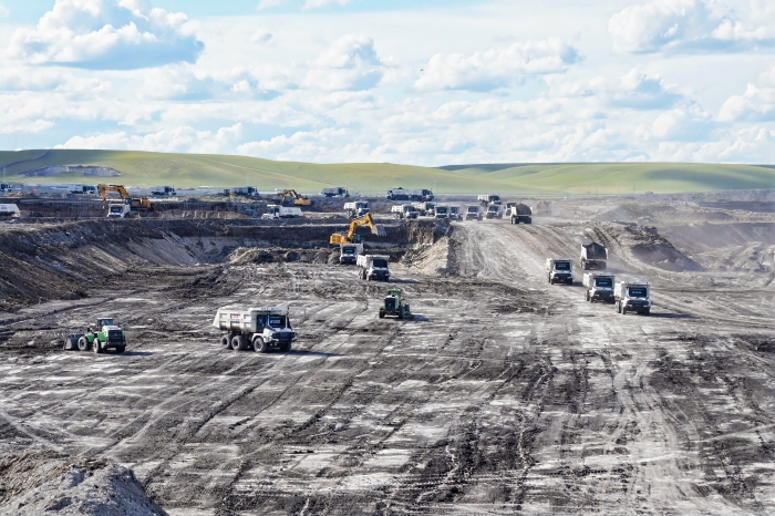 突破千萬(wàn)方！無(wú)人電動(dòng)礦卡定義礦山新時(shí)代！