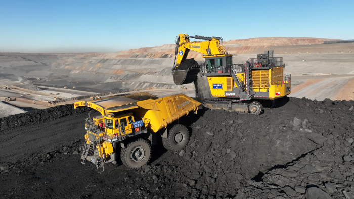 極寒礪劍：徐工高端成套裝備，助力礦山冬季生產(chǎn)“不斷線(xiàn)”