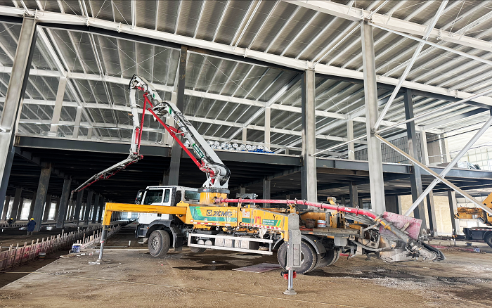 HB37V泵車(chē)助建通安科技園